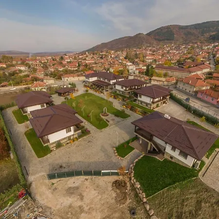 Hotel Complex Yustinavillas Ustina